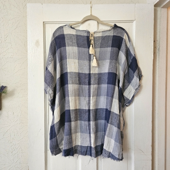 POL Women’s Blue and White Buffalo Check Oversized Top Sz Small Coastal Cowgirl - Picture 5 of 8